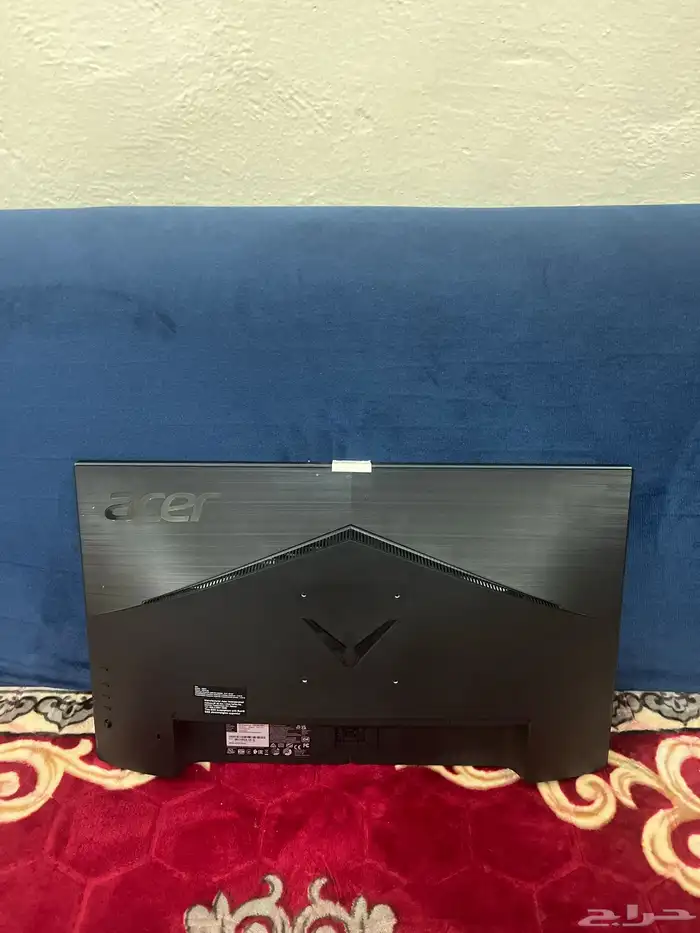 شاشة ايسر 27بوصه 180فريم مكسور و الشاشه طافيه 1