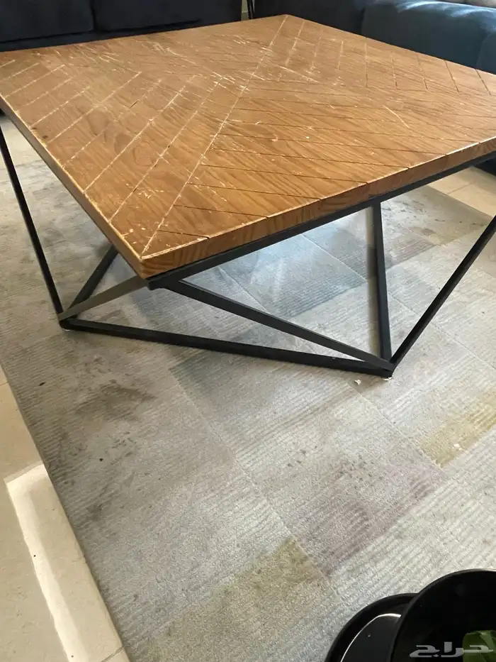 طاولة صالة وخدمة 2