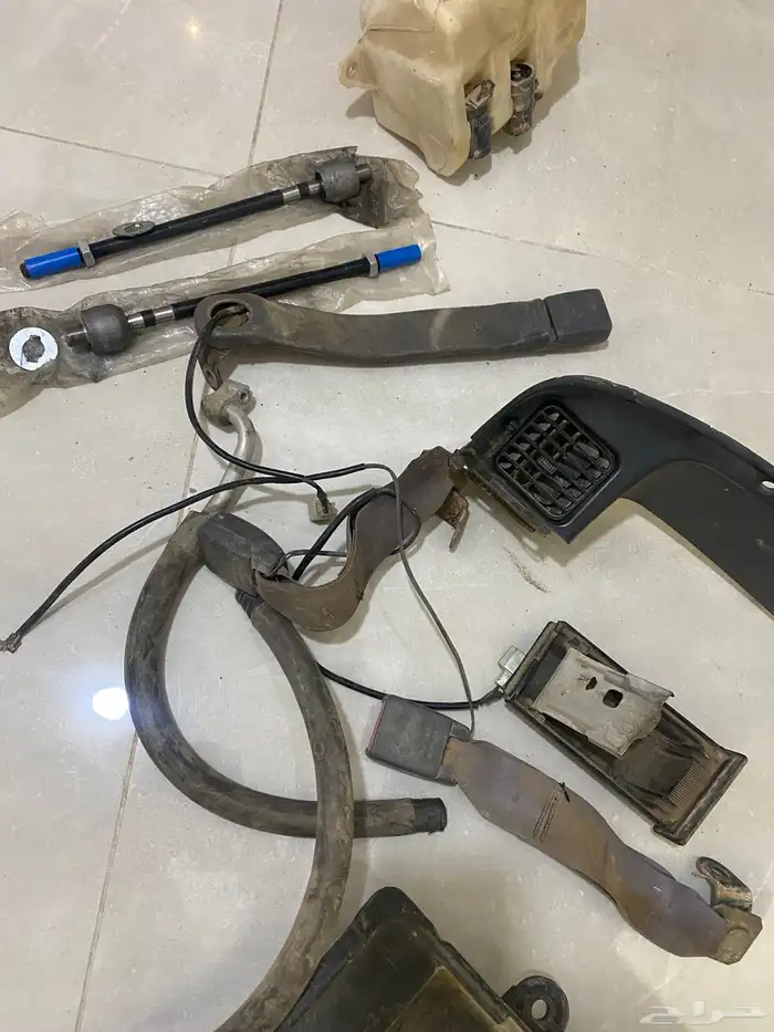 قطع منوعه جيب تويوتا صالون 97 0