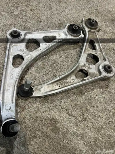لكزس Gs - Is قطع غيار اصليه 0
