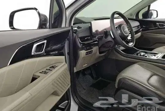 كيا كارنفال 5