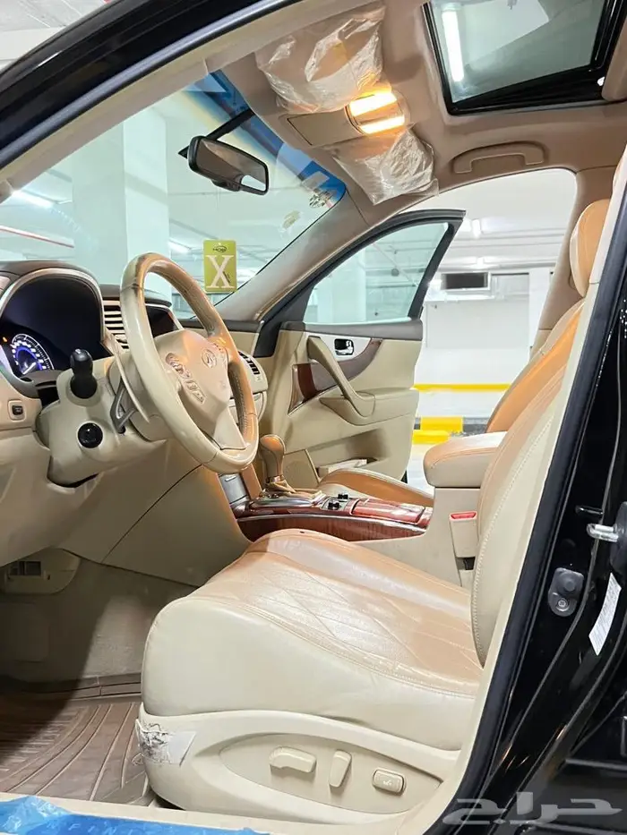 انفنتي QX70 ممشى قليل 21
