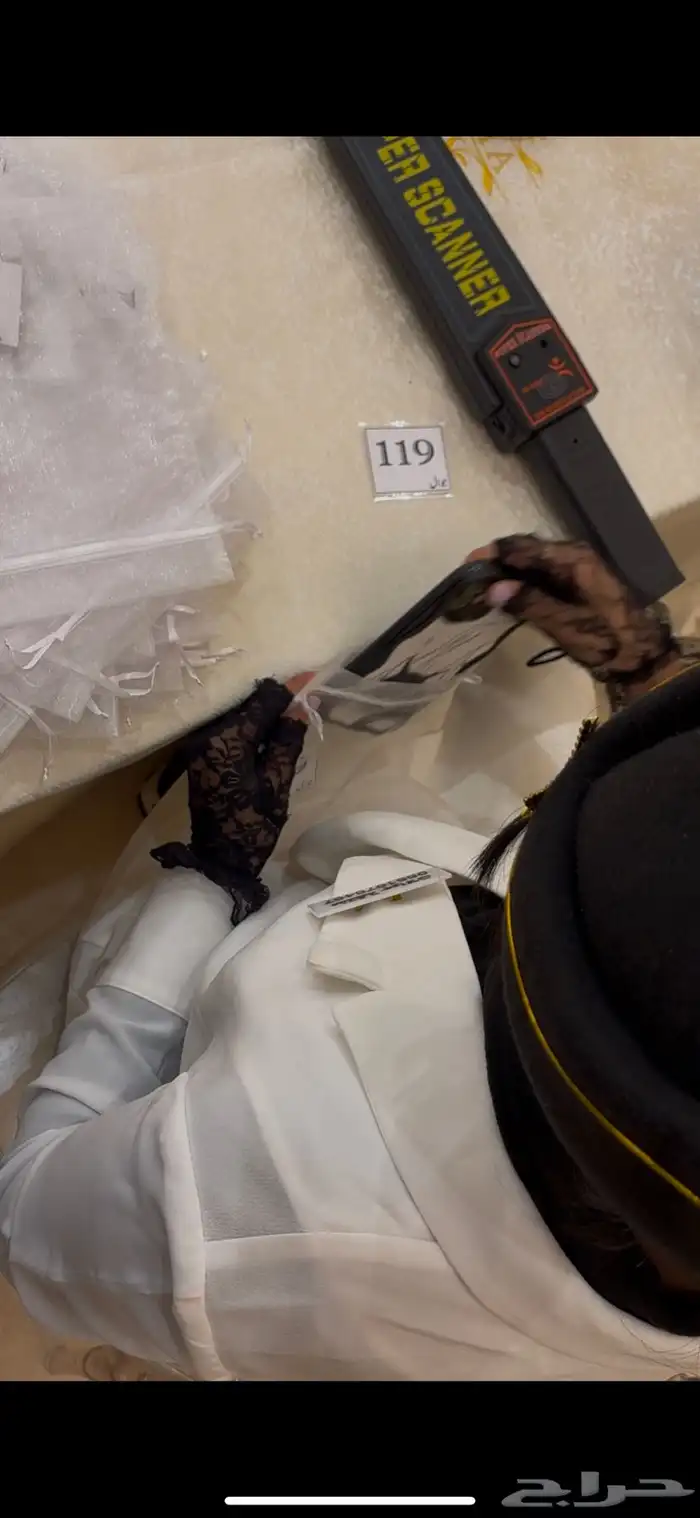 الضيافه. مباشرات قهوجيه. مغطرفه تفتيش جوالات. 4