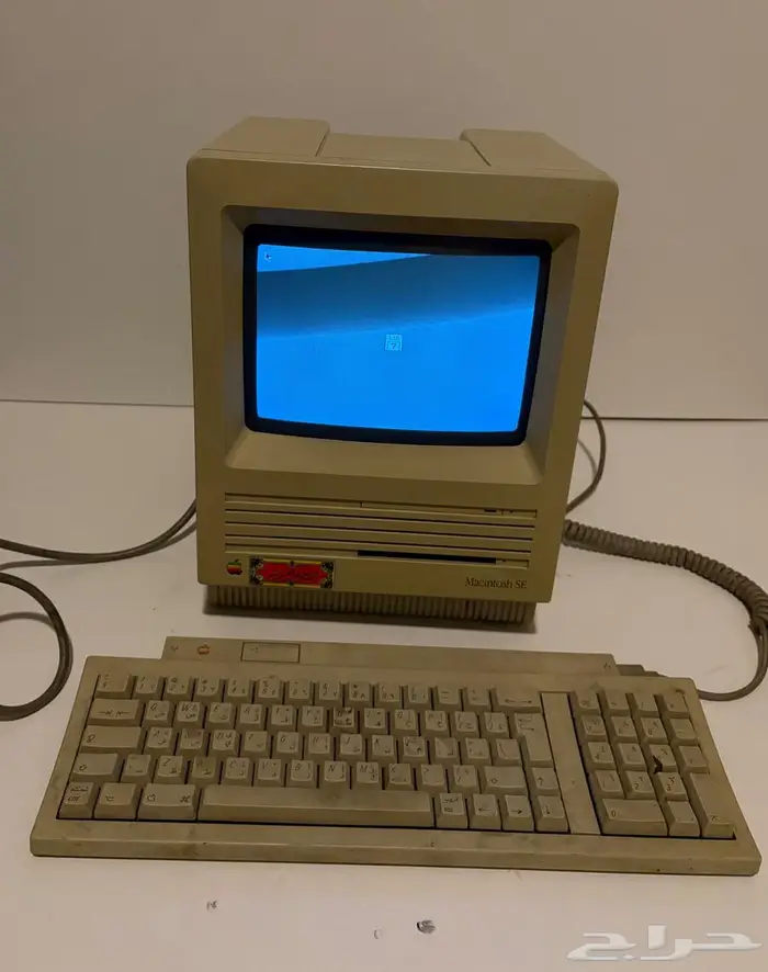 ابل ماكنتوش اصدار 1986 شغال 0