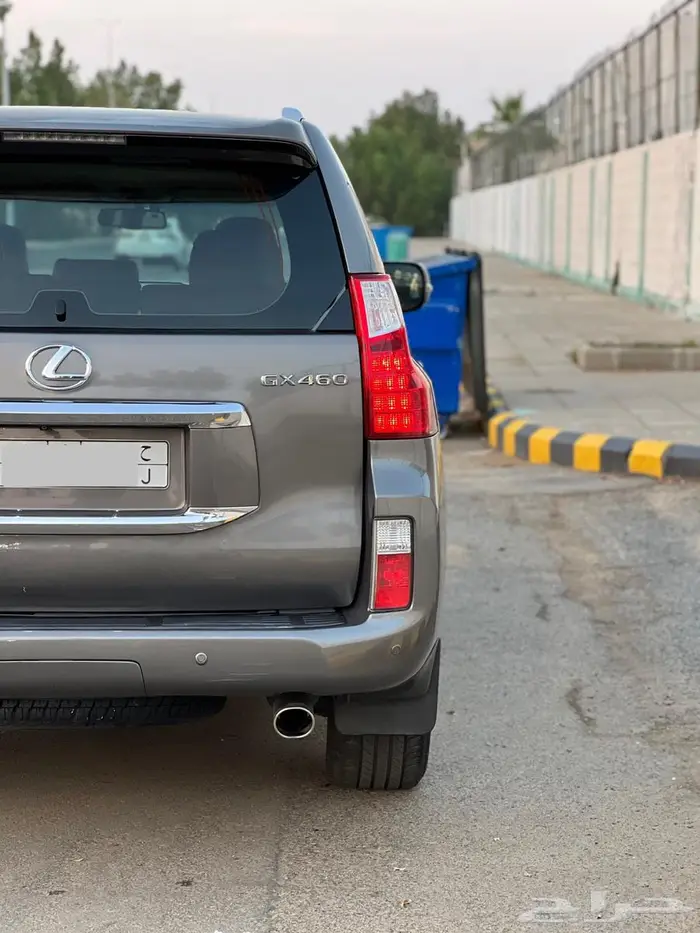 للبيع جيب لكزس GX460 1