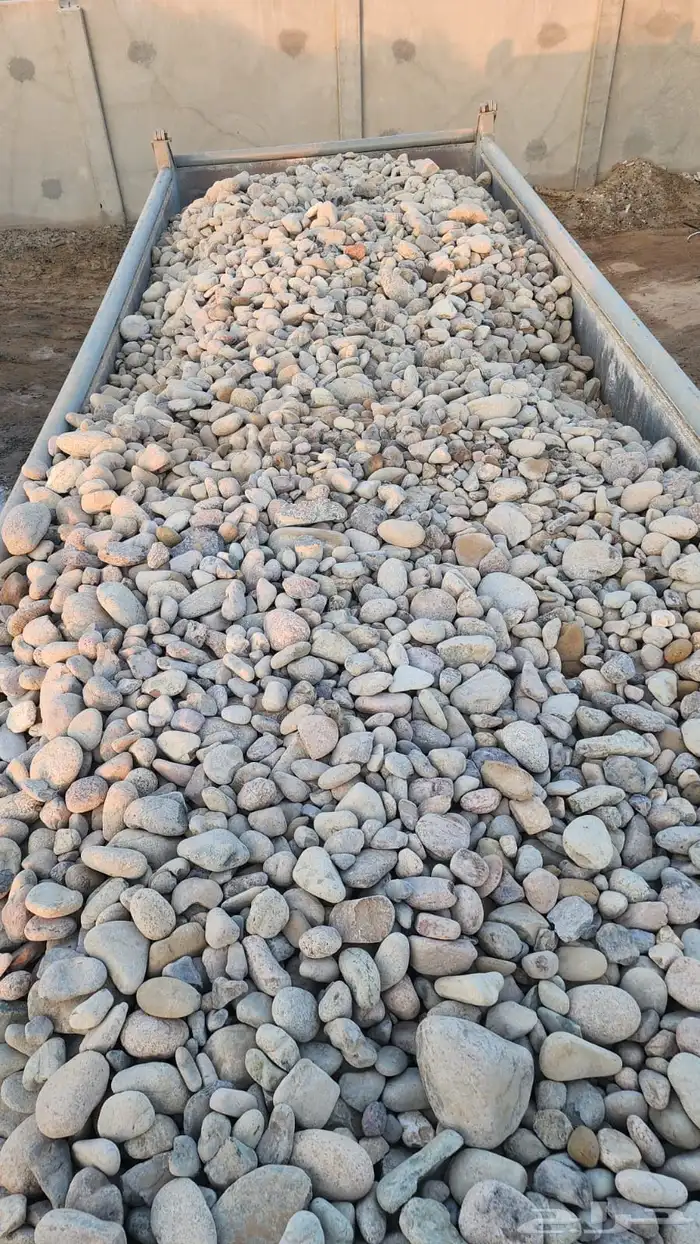 حجر نهري طبيعي للزينة 1