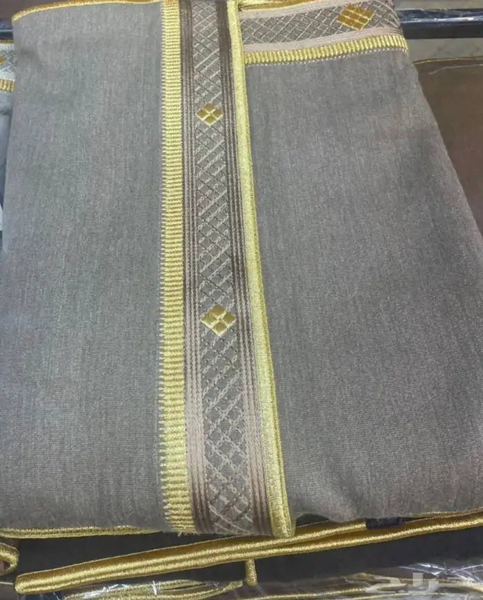 بشوت رجالية ملكية 4