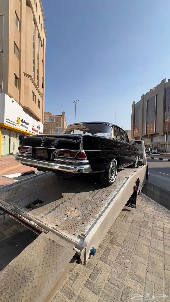 مرسيدس بنز 220 موديل 1962 w111 18