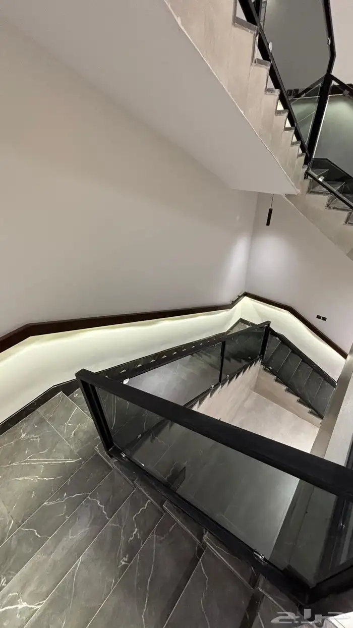 شقق وفلل روف في الدفاع وبمساحات كبيره 20