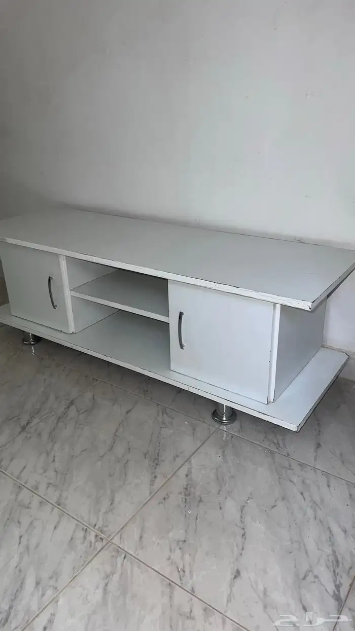 طاولة تلفزيون وخدمات اخرى وتخزين 0