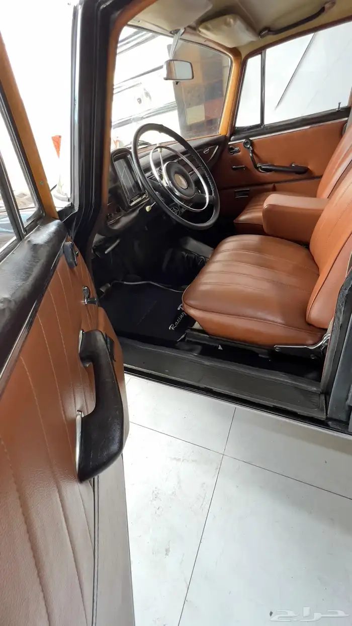 مرسيدس بنز 220 موديل 1962 w111 6
