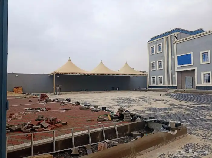 مظلات وسواتر سندوش بنل غرف زجاجيه ومجالس جلسات تنسيق حدائق 6