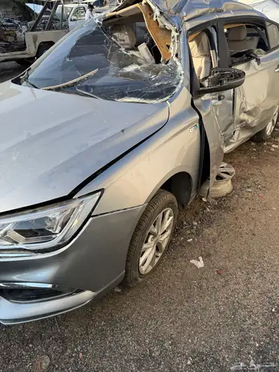 قطع تشليح ام جي 5 2023 الممشى حوالي 12 الف 3