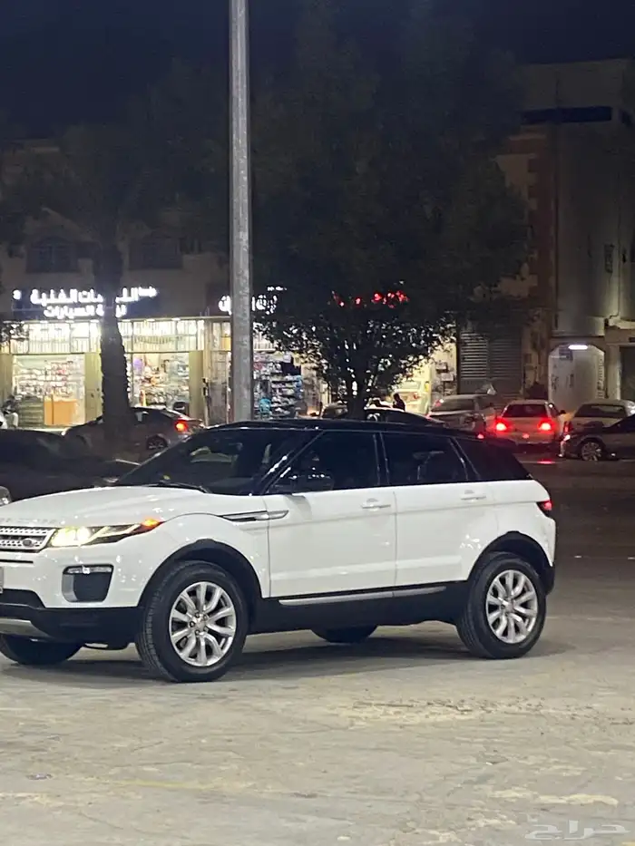 رنج روفر إيفوك موديل 16 نظيف 7
