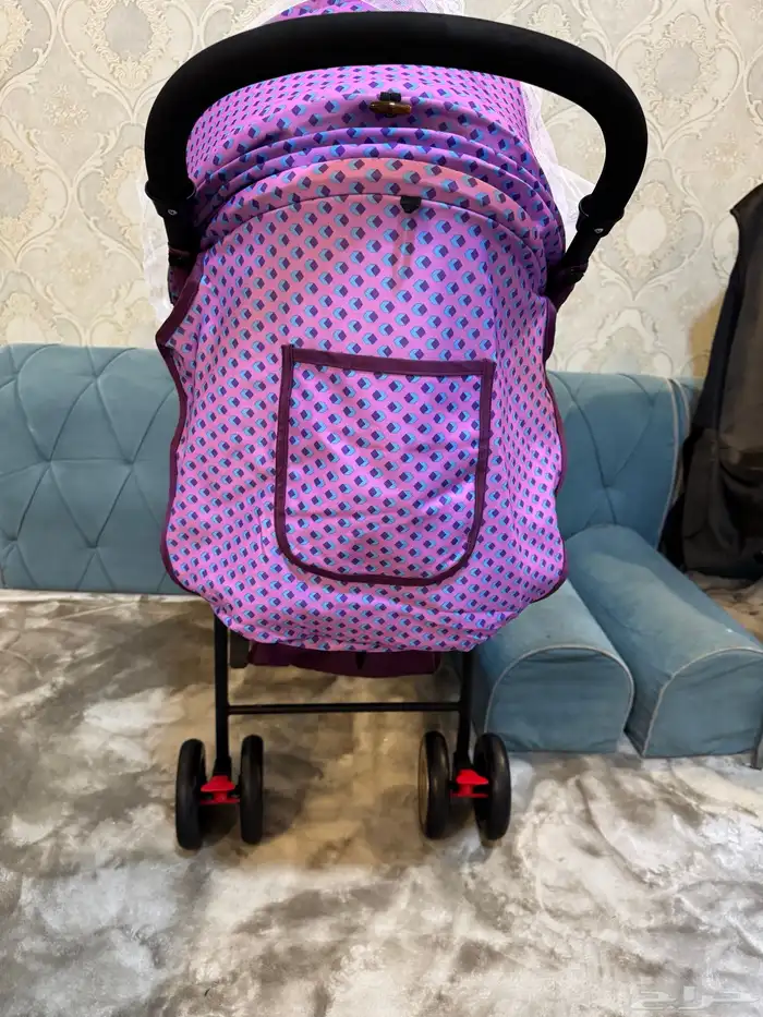 عربة اطفال بحاله جيده للبيع 3