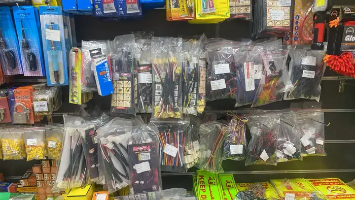 محل قطع غيار شاحنات جميع انواع الشاحنات بالسفانيه 12