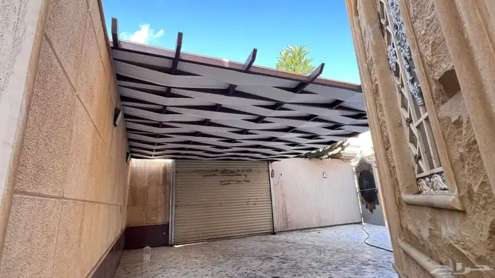 مظلات وسواتر سندوش بنل غرف زجاجيه ومجالس جلسات تنسيق حدائق 9
