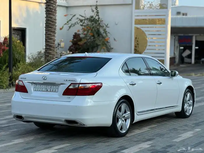 لكزس LS460 2010 4