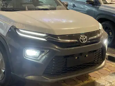 تويوتا اوربان كروزر فل كامل 2025 1