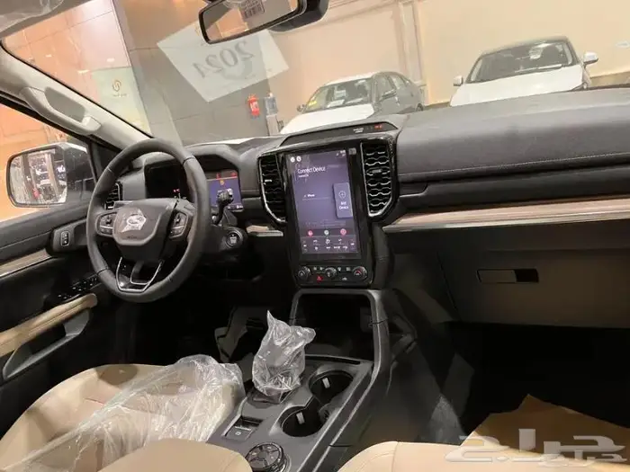 فورد ايفرستXLT نص فل دبل بنزين 2024 4