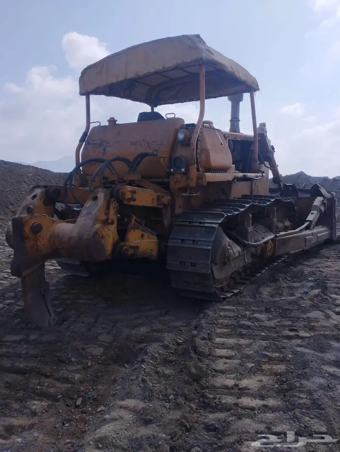 دركتر كوماتسو 85 على 18 3