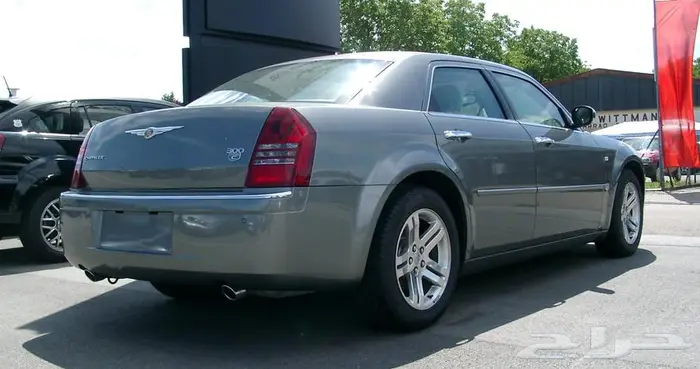قطع غيار كرايسلر C300 1
