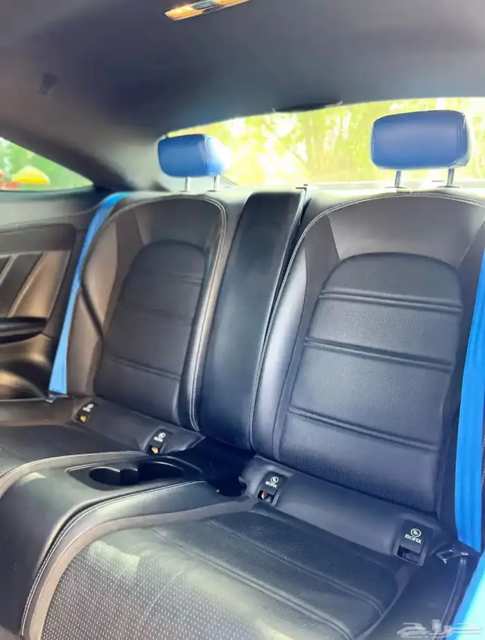 تم البيع كاربون فايبر C63s AMG 2018 25