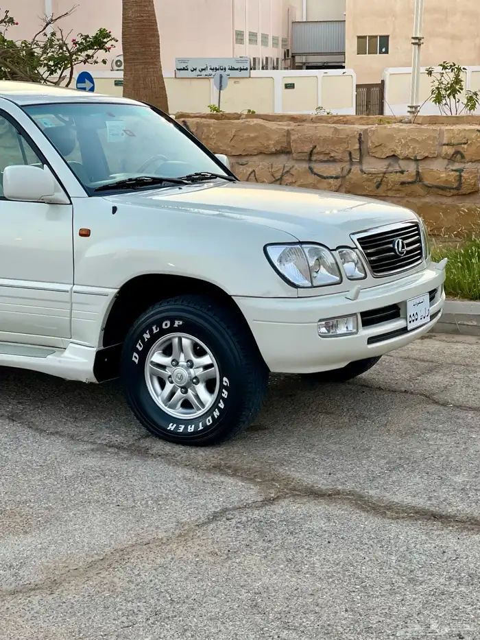للبيع جيب لكزس 2000 ((فطيمي)) ((نظيف جدا )) 14