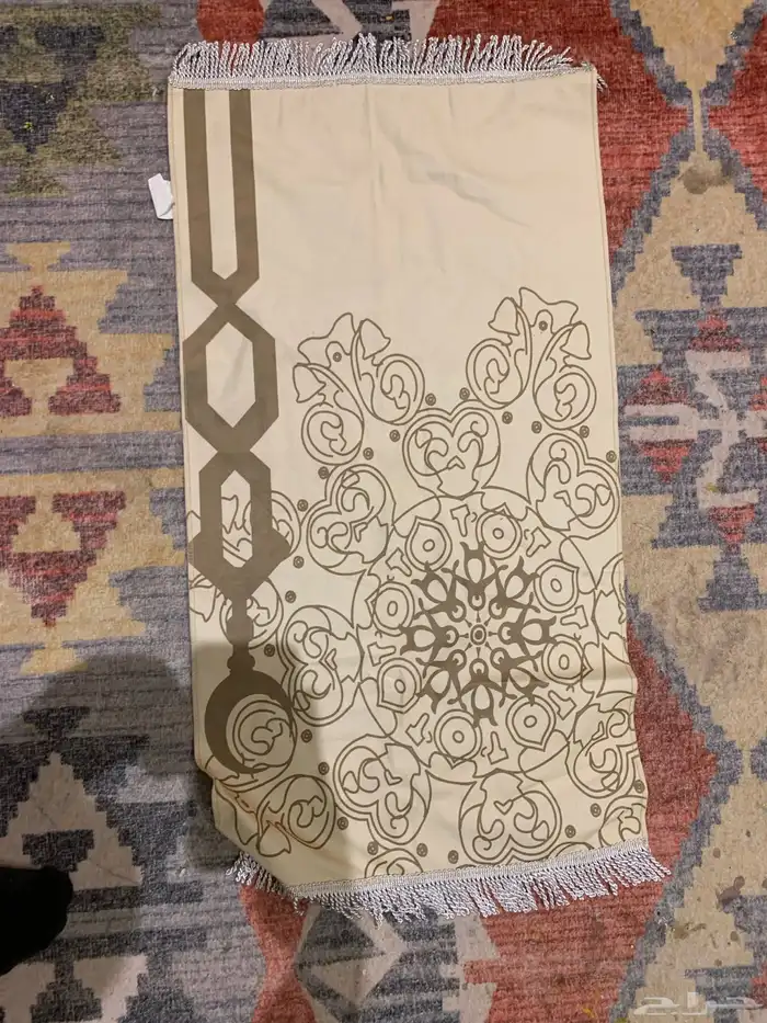 سجاد مستعمل نضيف 32