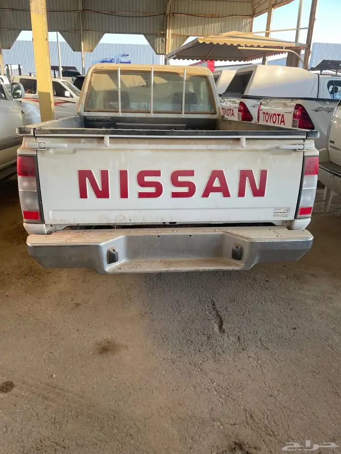 نيسان ددسن غمارة 2010 جديدة 3