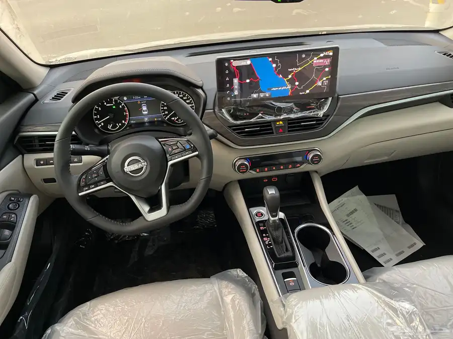 نيسان التيما نص فل 2025 SV 9