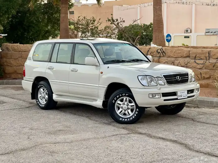 للبيع جيب لكزس 2000 ((فطيمي)) ((نظيف جدا )) 24