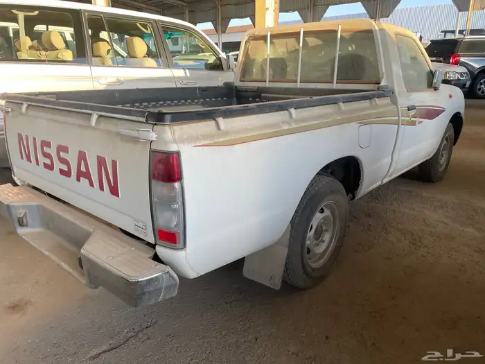 نيسان ددسن غمارة 2010 جديدة 4