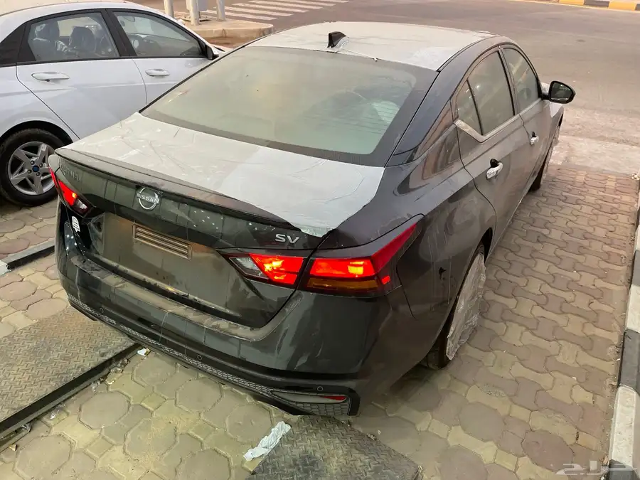 نيسان التيما نص فل 2025 SV 3