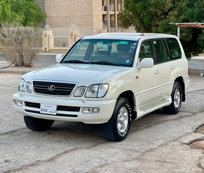 للبيع جيب لكزس 2000 ((فطيمي)) ((نظيف جدا )) 4