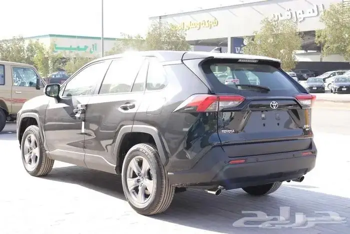 تويوتا راف فور استاندر ونص فل كاش وتقسيط 20