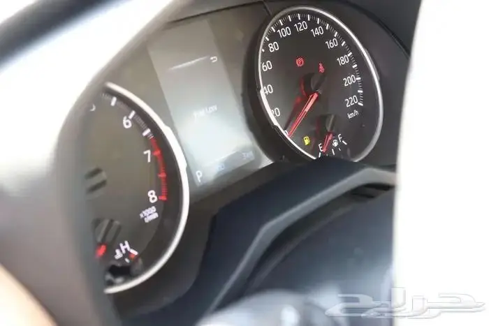 تويوتا راف فور استاندر ونص فل كاش وتقسيط 18