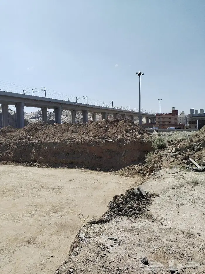 ارض محفورة جاهزة بخرايطها وتصاريحها للبيع او للاستثمار مكة 0