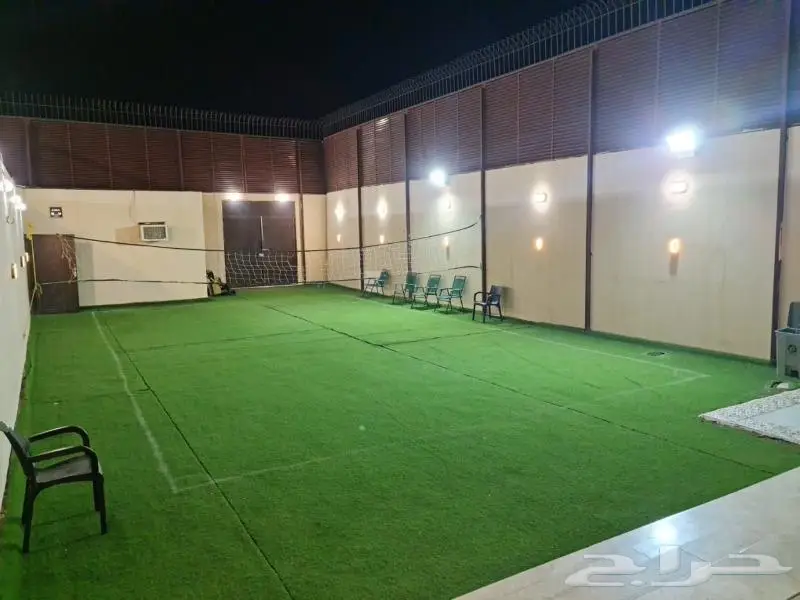 استراحه للبيع بالقرب من المطار 13