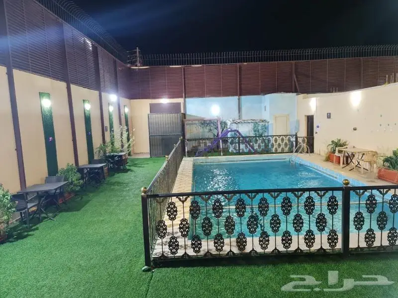 استراحه للبيع بالقرب من المطار 16