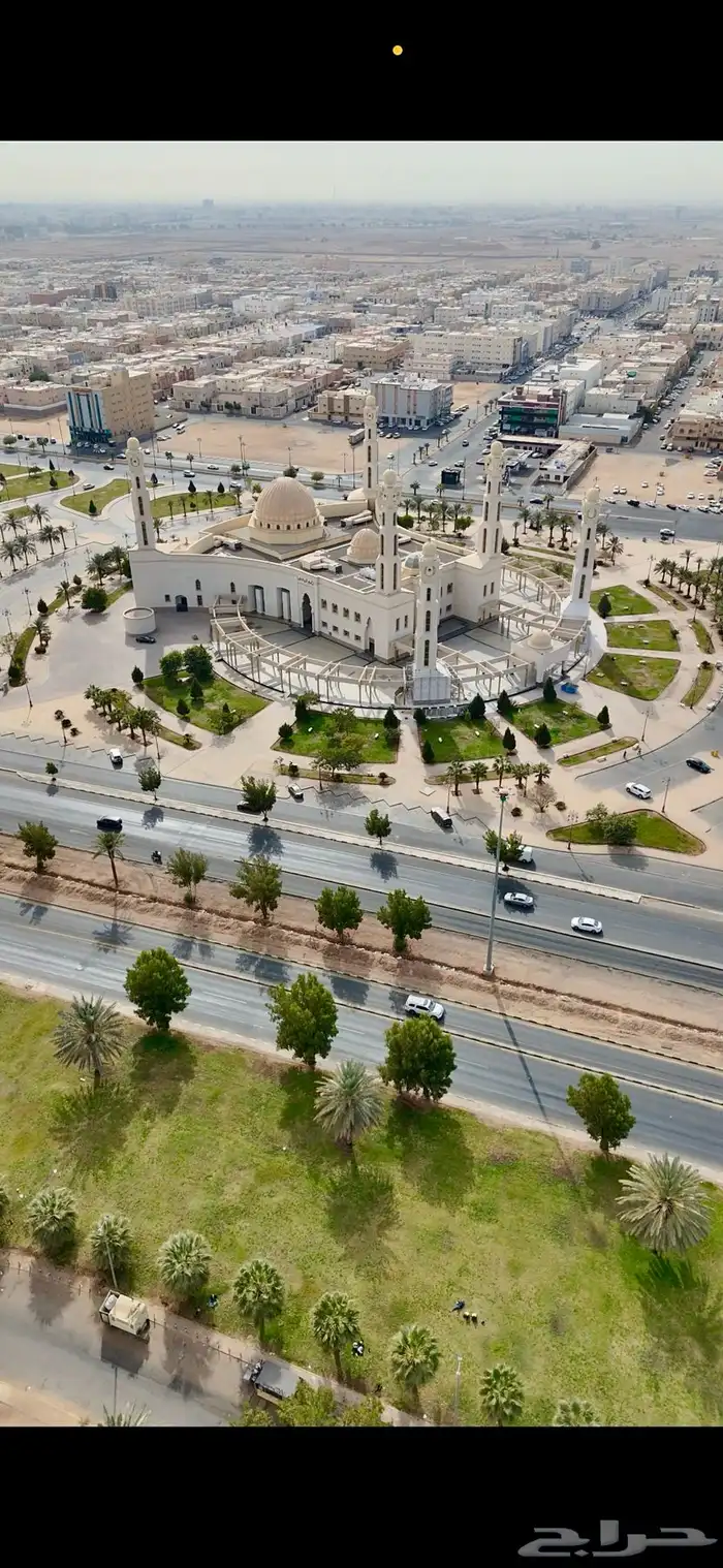 مصور جوي درون drone برخصة تجاري ل أعمال التصوير و المونتاج 0