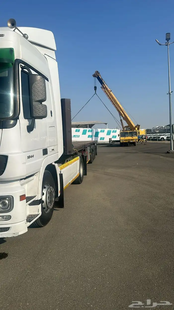 لوبد وتريلات نقل معدات ثقيلة نقل بايبات مواسير تصريح مينا 0