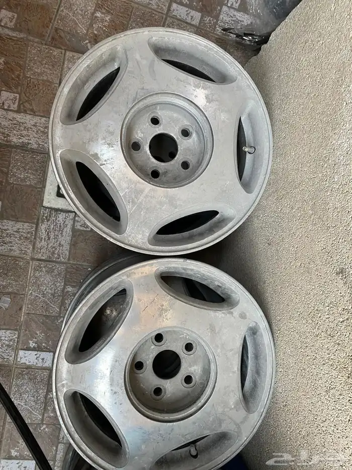 قطع غيار لكزس ال اس 400 1