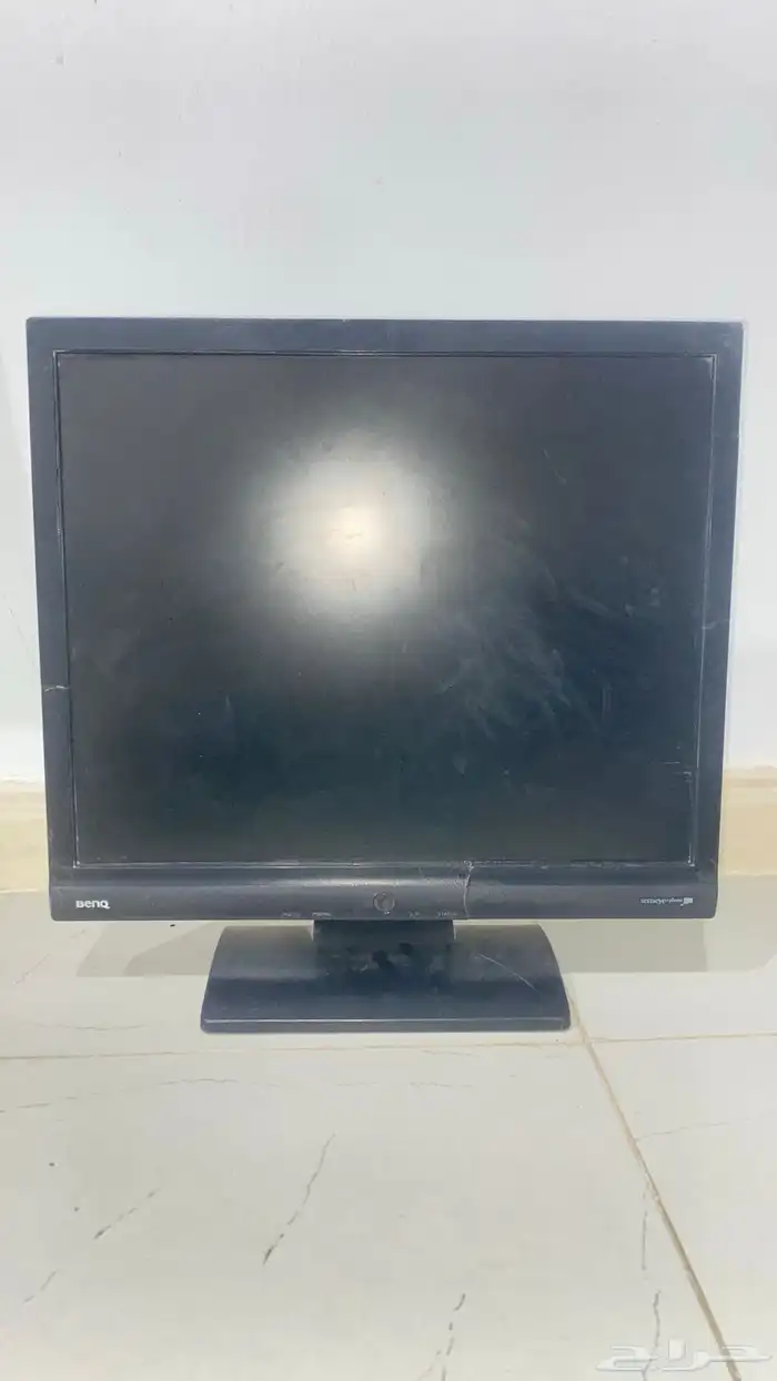 شاشه سليمه تنفع للبي سي و الكاميرات و سوني 0