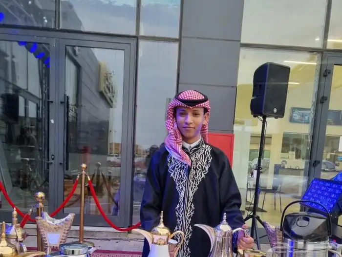 تأجير طاولات مدور تاجير طاولات مستطيل 4