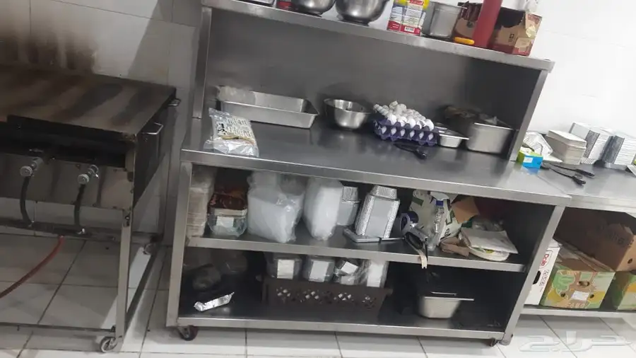 للبيع اغراض مطعم 1