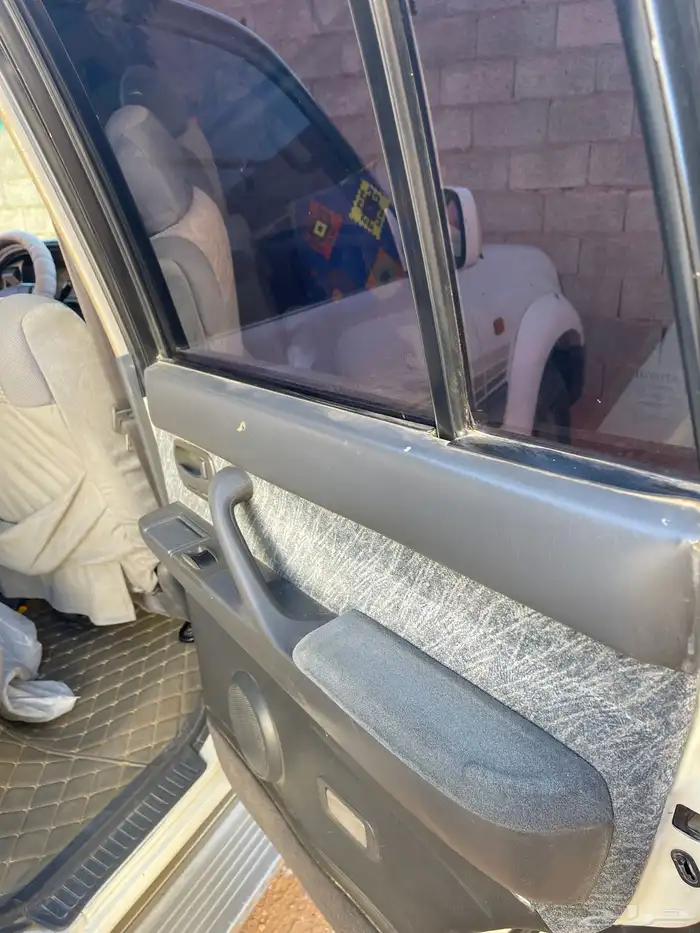 جيب لاند كروزر 1997 VXR 22