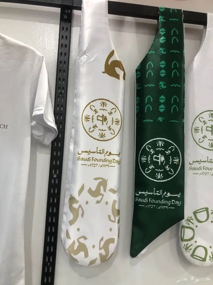 مطبعة مطبوعات طباعة شالات كابات أكواب ملابس 8