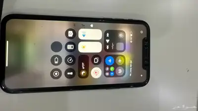 ايفون 11للبيع نظيفف 3