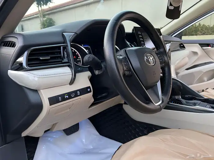 كامري 2023 GLE بحالة الوكاله شبه اصفار 44